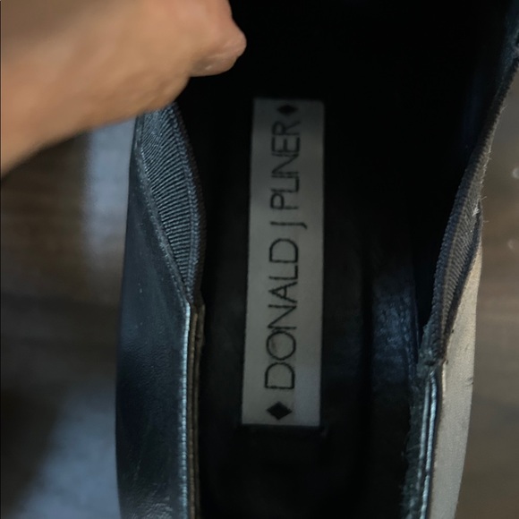 Donald J Pliner Black Leather Square Toe Zip Front Block Heal Couture Shoes 9N - Picture 15 of 16